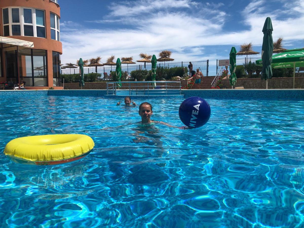 Complex Relax Pomorie All Inclusive Eksteriør billede